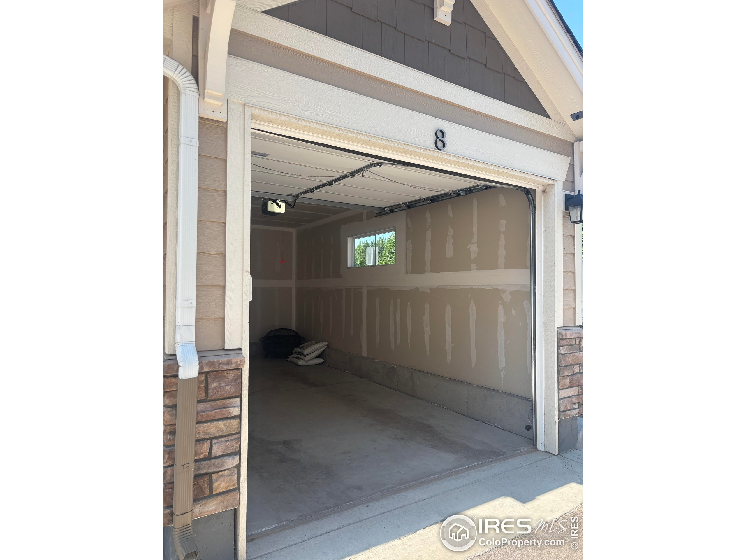 4622 Hahns Peak Dr 103