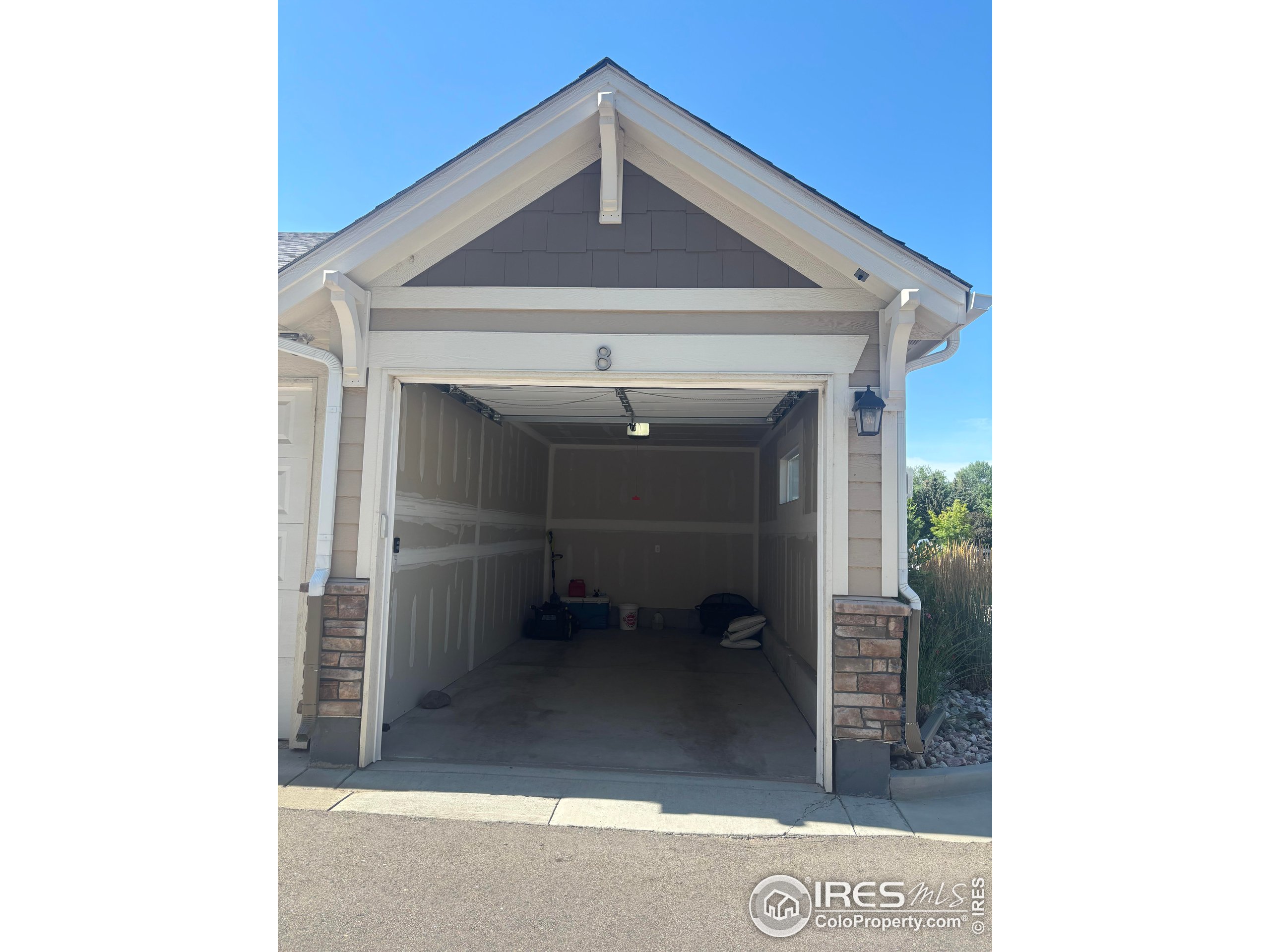 4622 Hahns Peak Dr 103