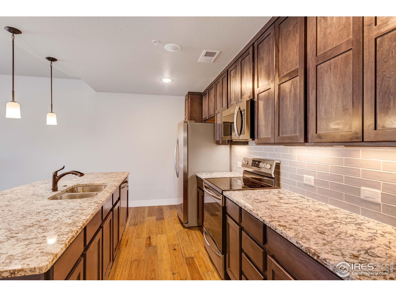 4622 Hahns Peak Dr 103