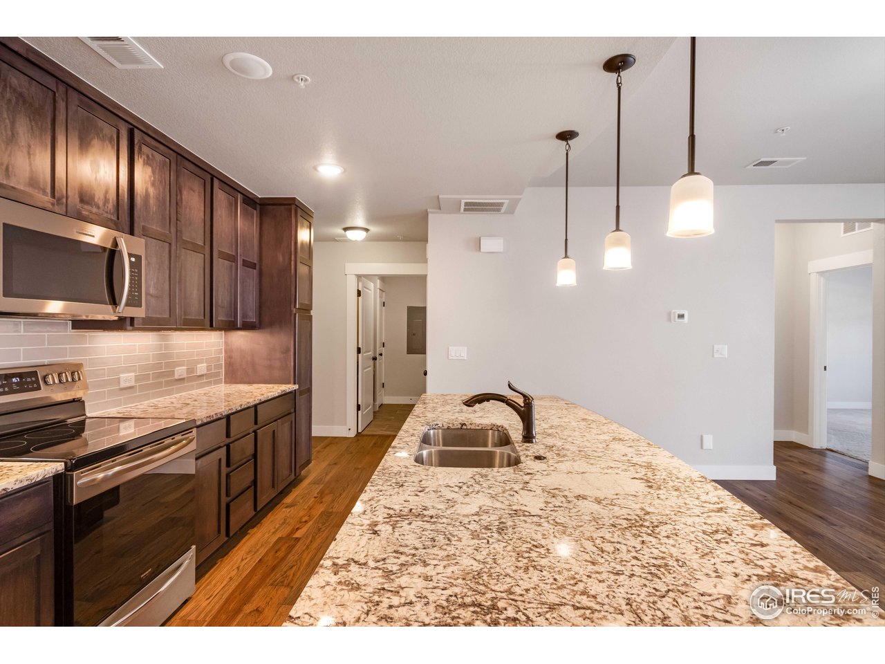 4622 Hahns Peak Dr 103