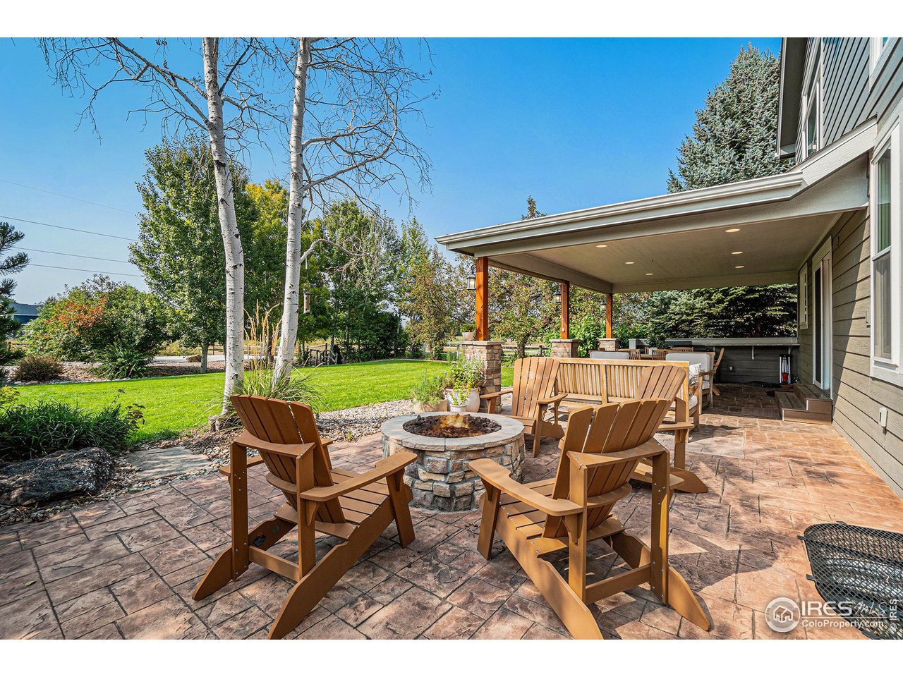 5403 Golden Willow Dr