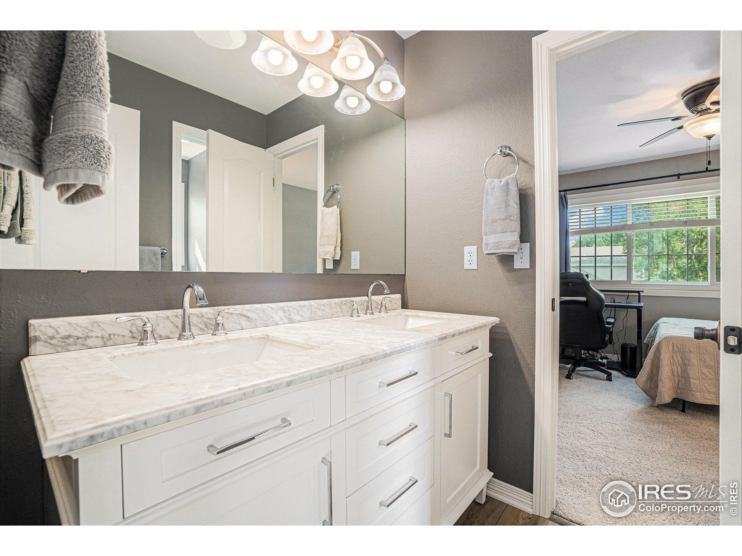 5403 Golden Willow Dr