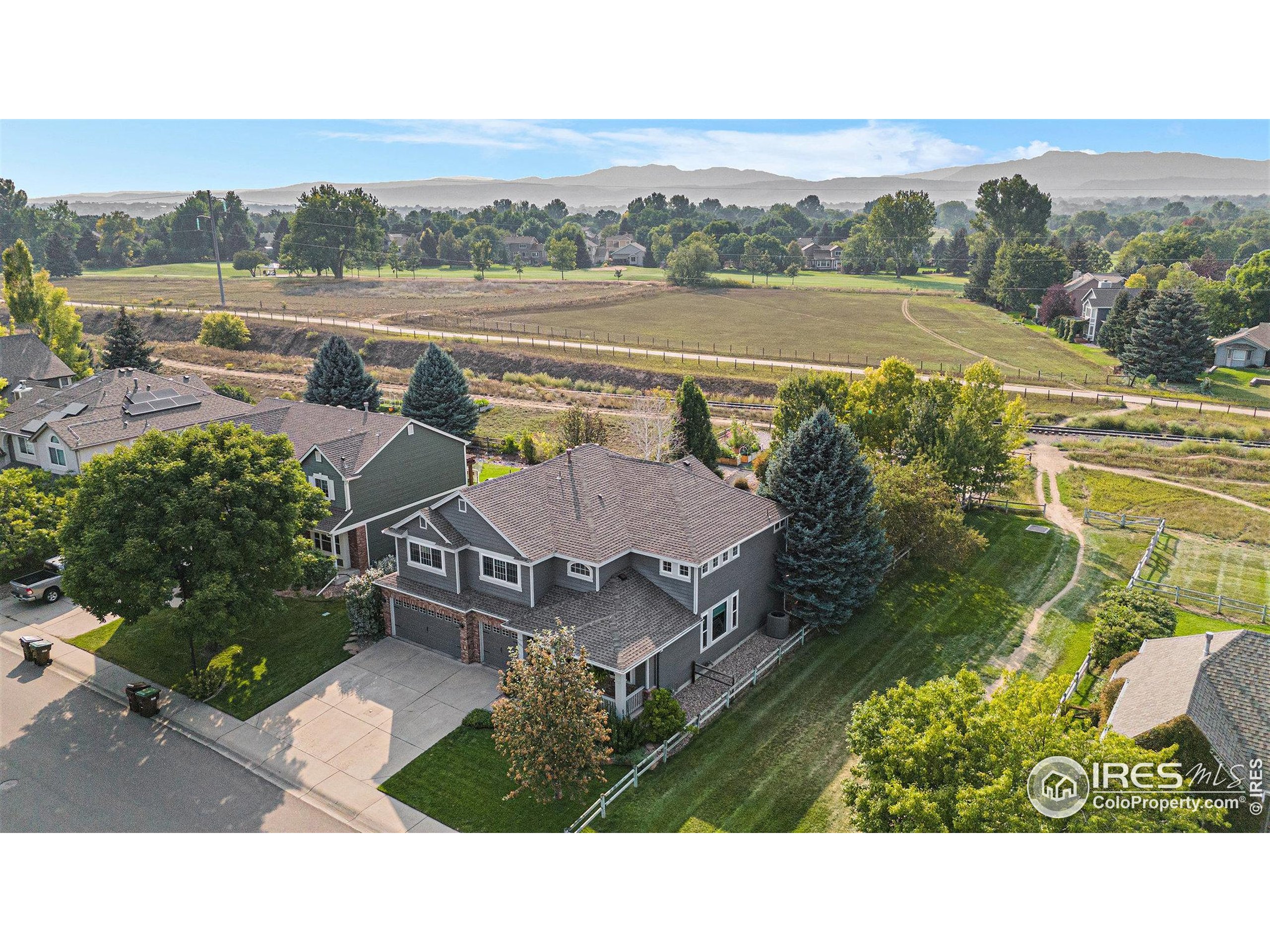 5403 Golden Willow Dr