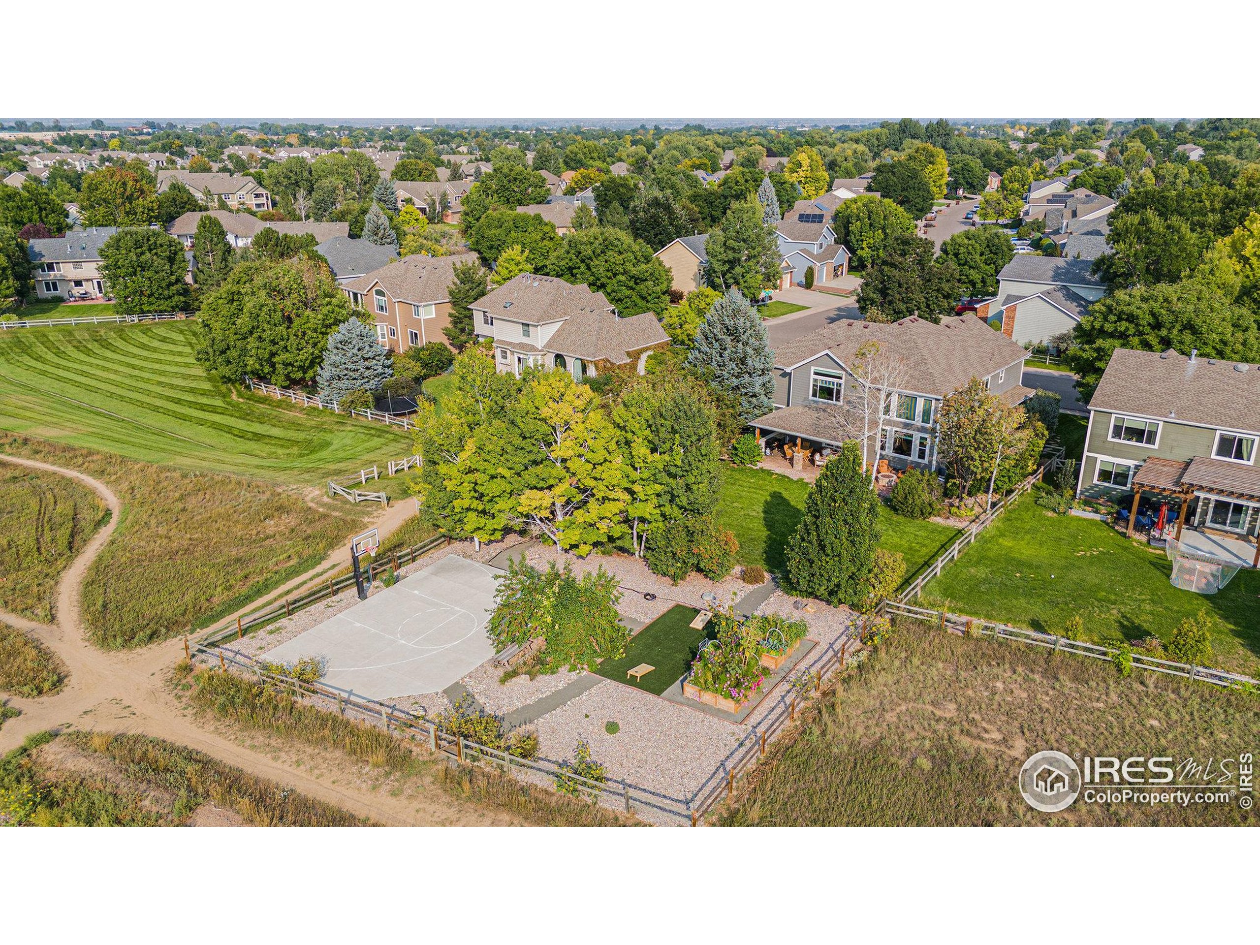 5403 Golden Willow Dr