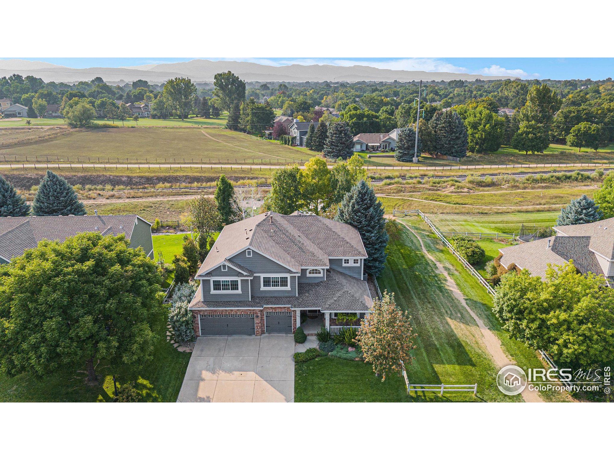 5403 Golden Willow Dr