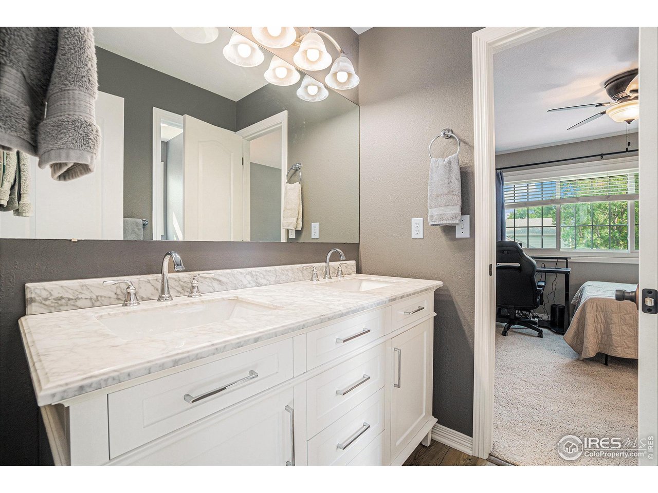 5403 Golden Willow Dr