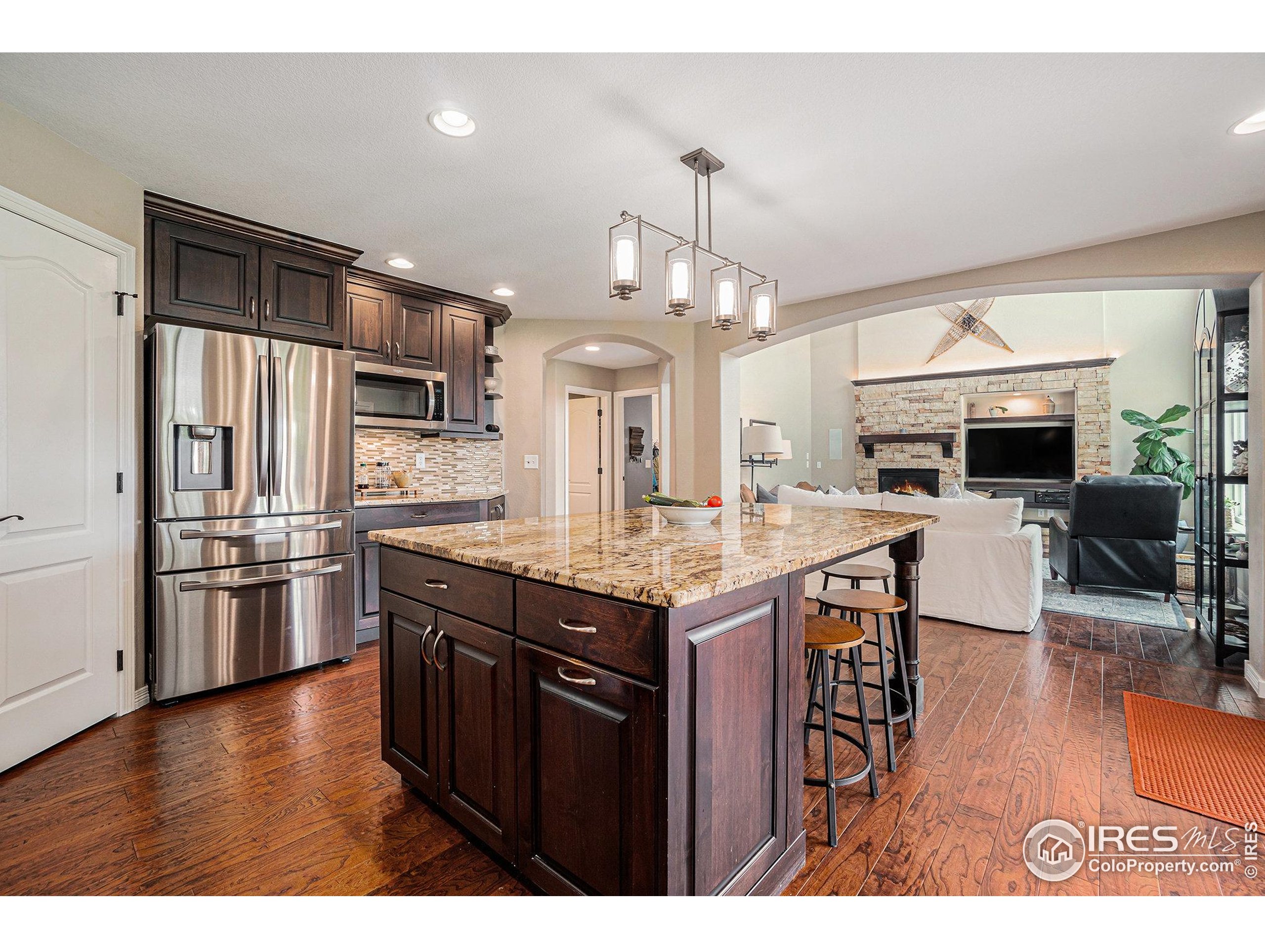 5403 Golden Willow Dr