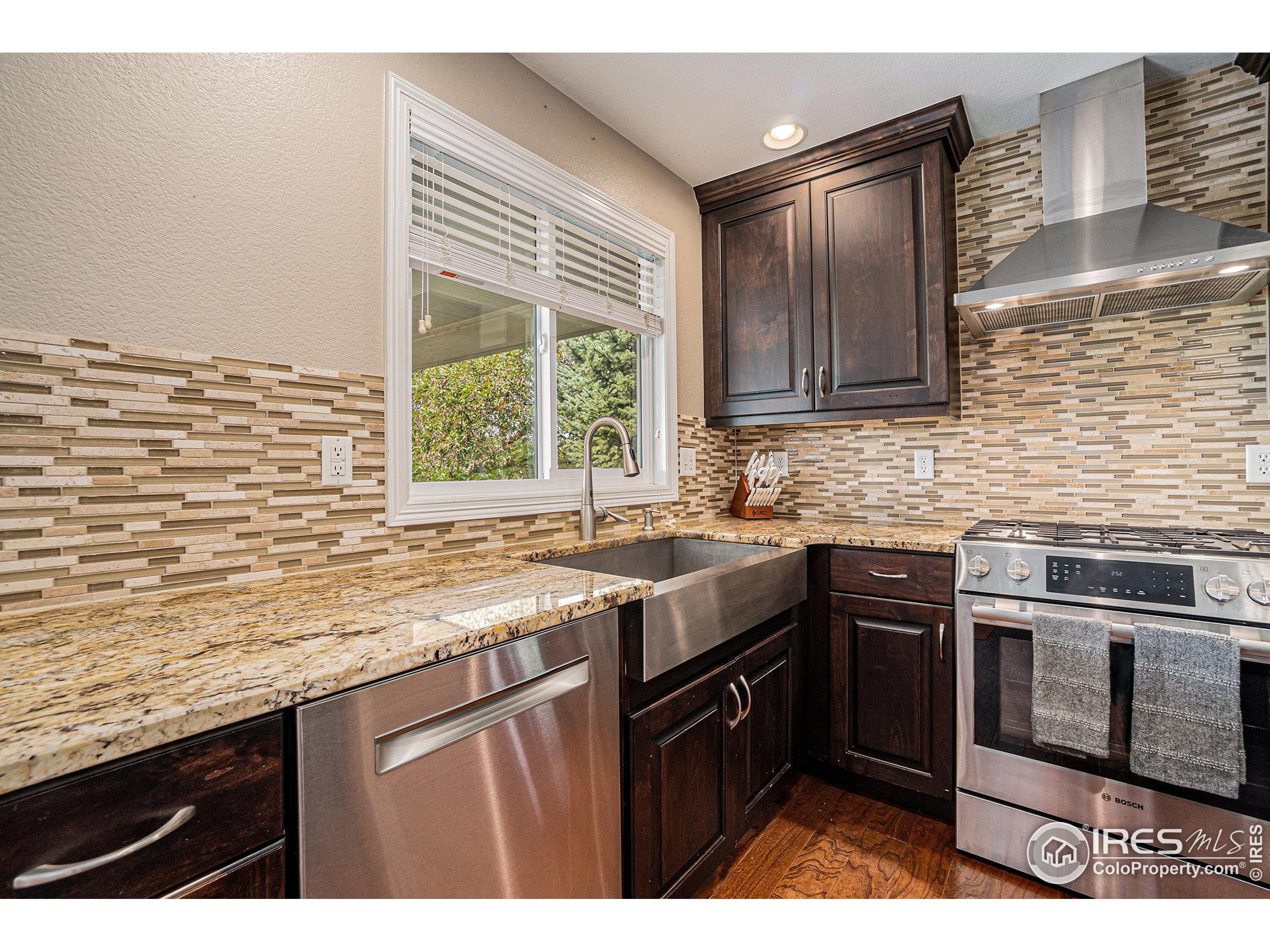 5403 Golden Willow Dr