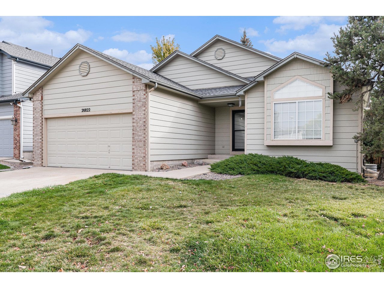 20822 E Princeton Pl