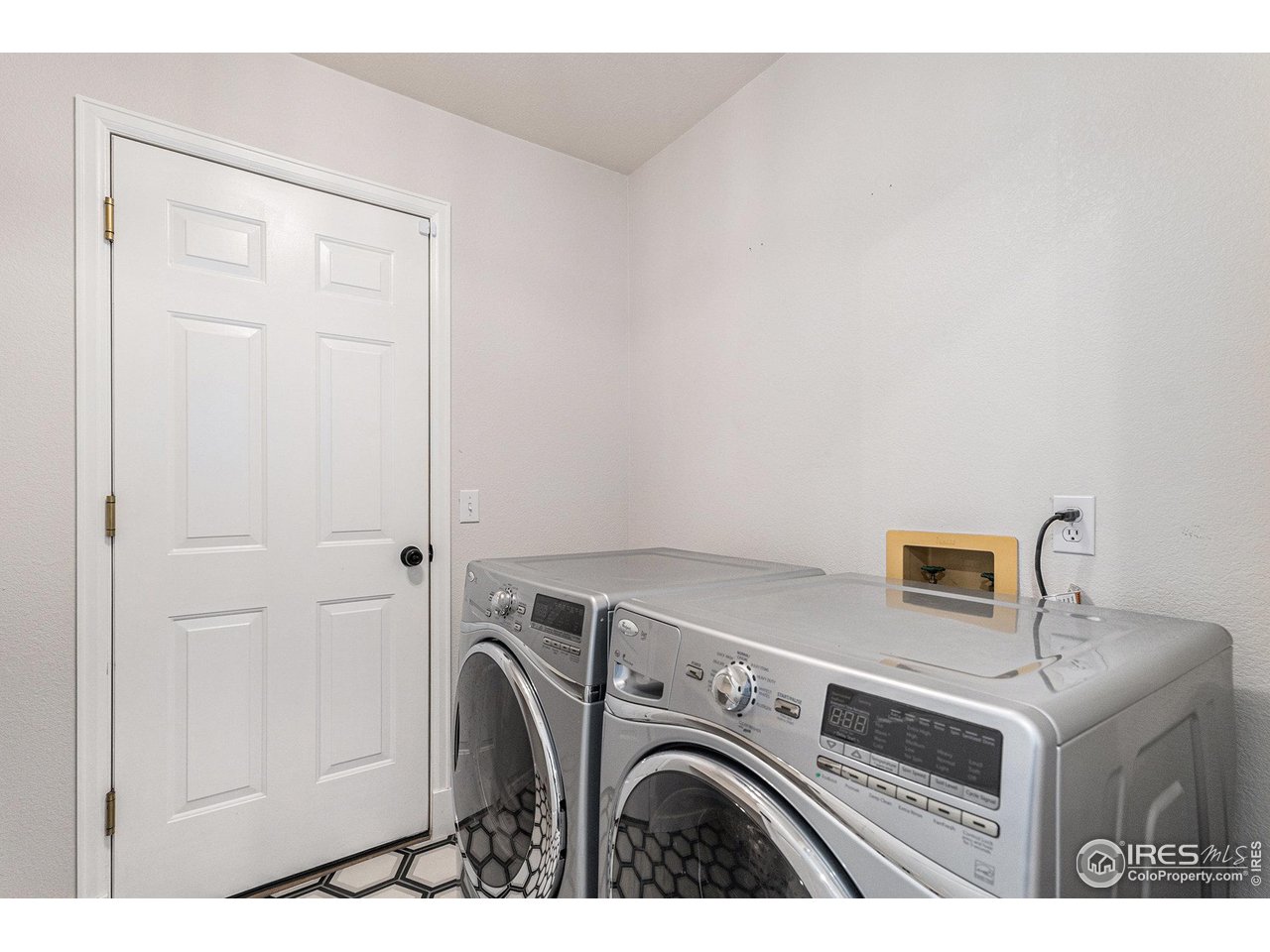 20822 E Princeton Pl