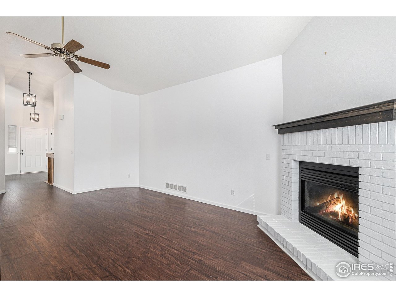 20822 E Princeton Pl