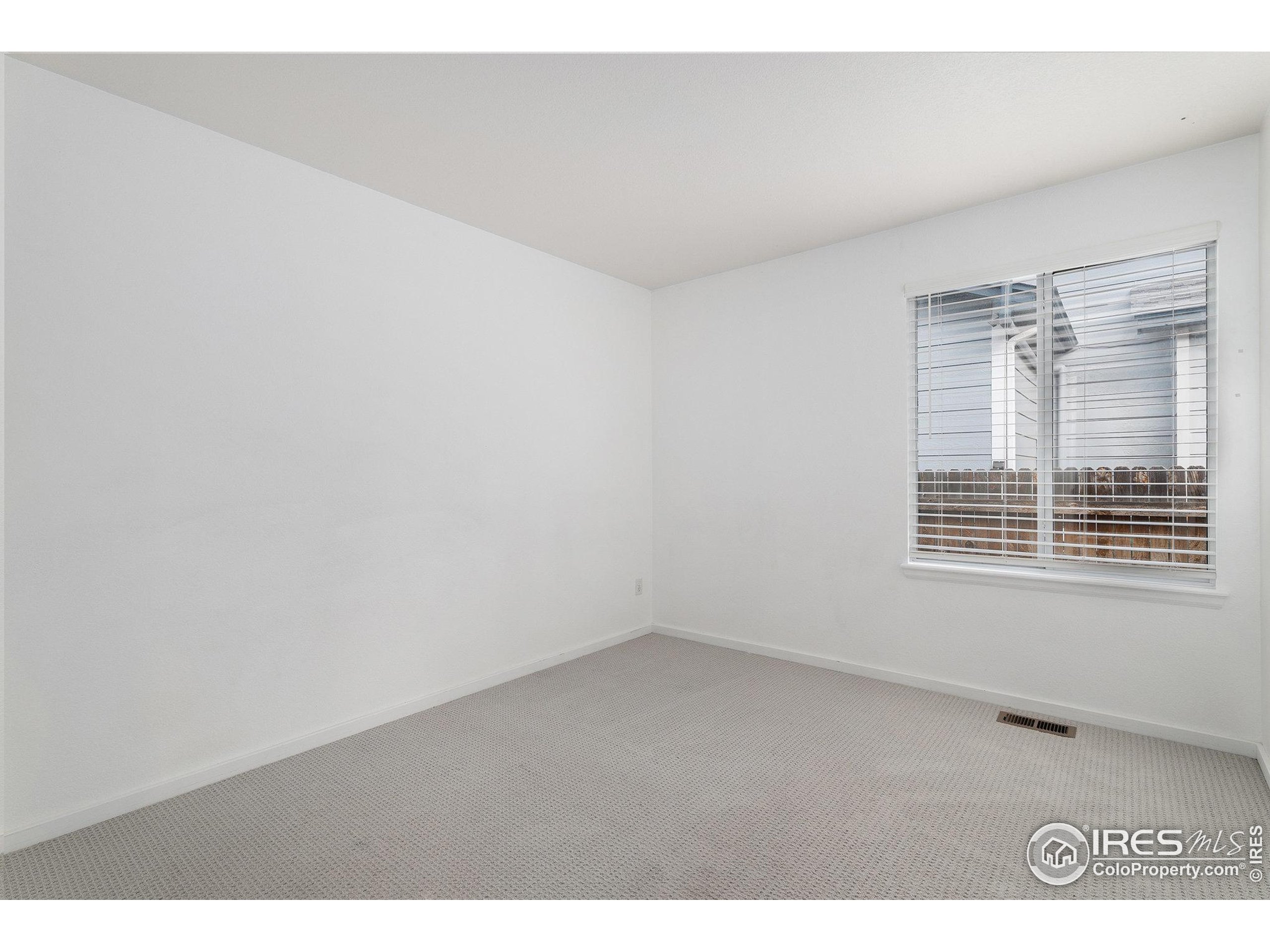 20822 E Princeton Pl