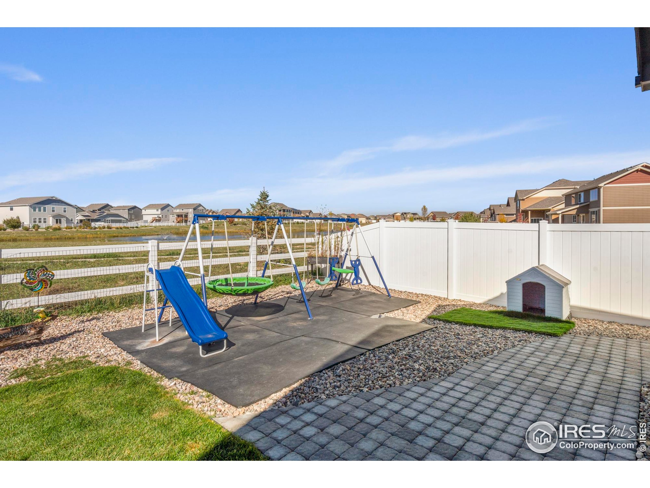 941 Barasingha St Severance