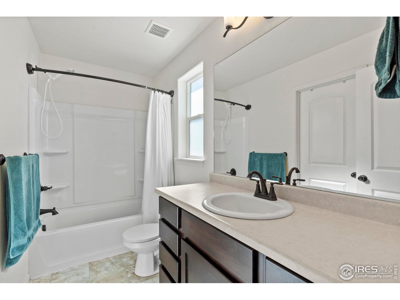 941 Barasingha St Severance