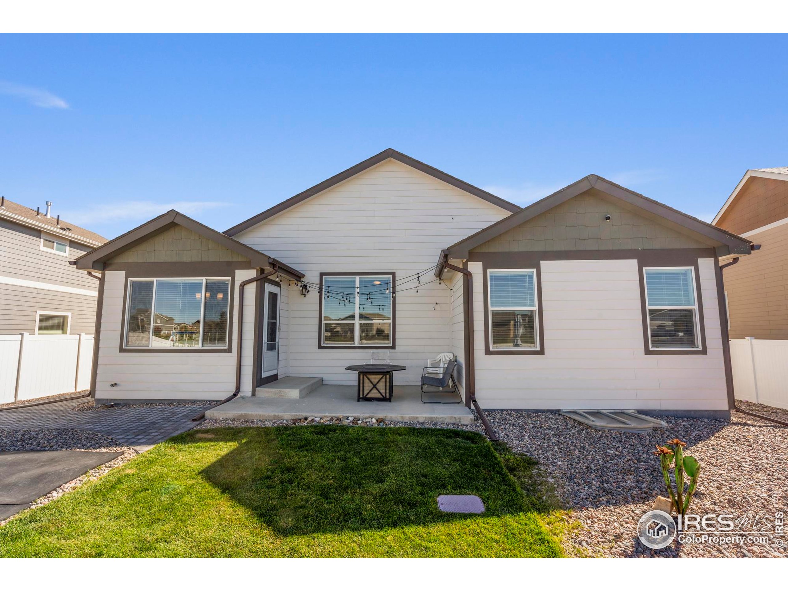 941 Barasingha St Severance