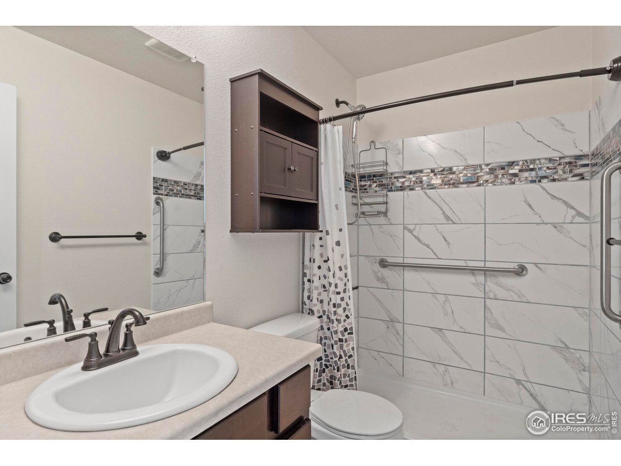 941 Barasingha St Severance