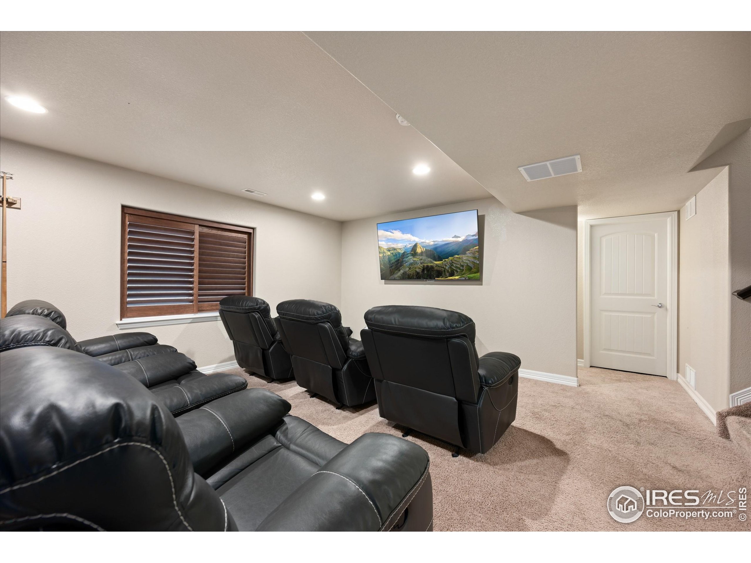 1595 Monterey Valley Pkwy Severance