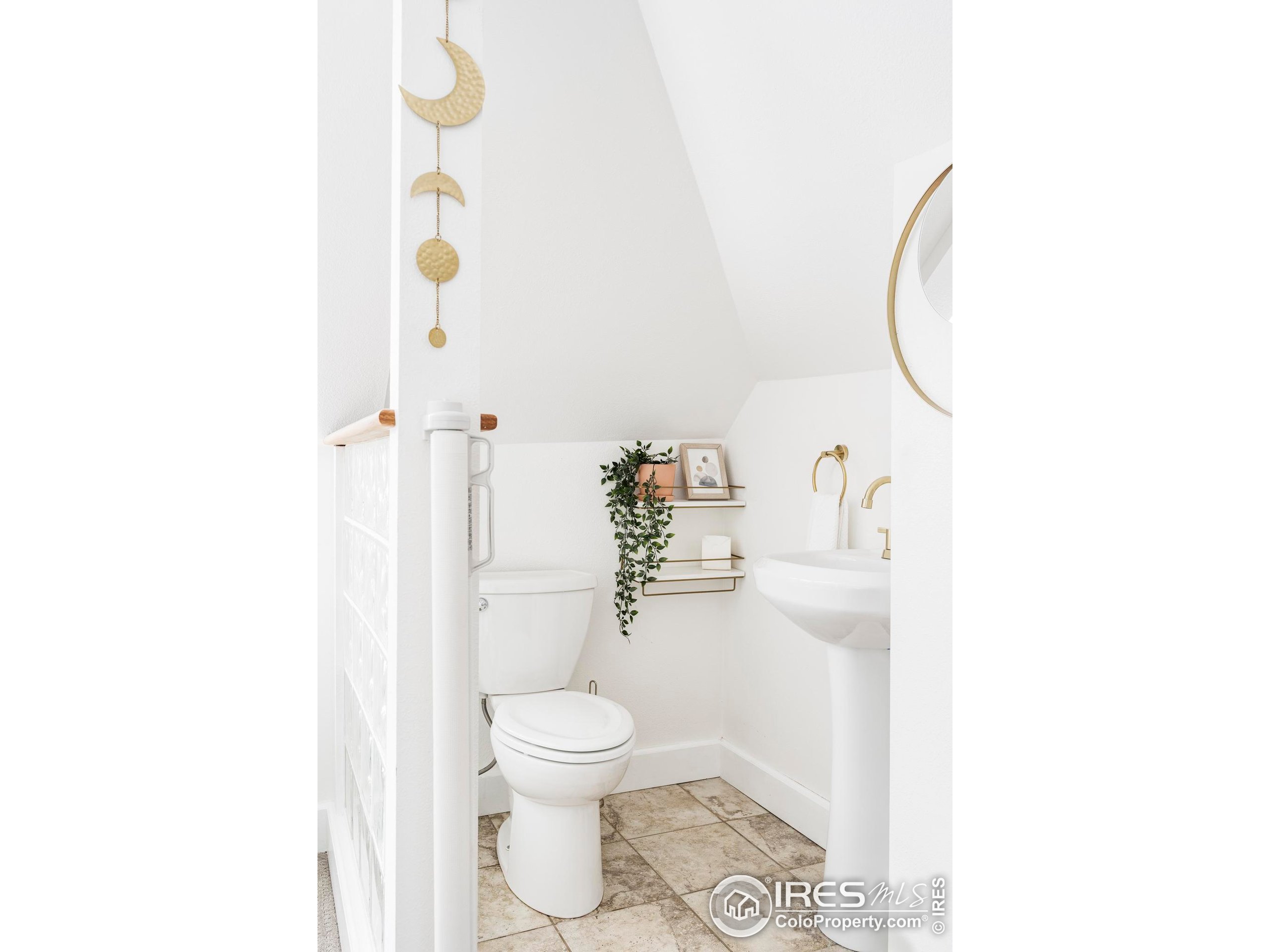 2909 Glenarm Pl Denver