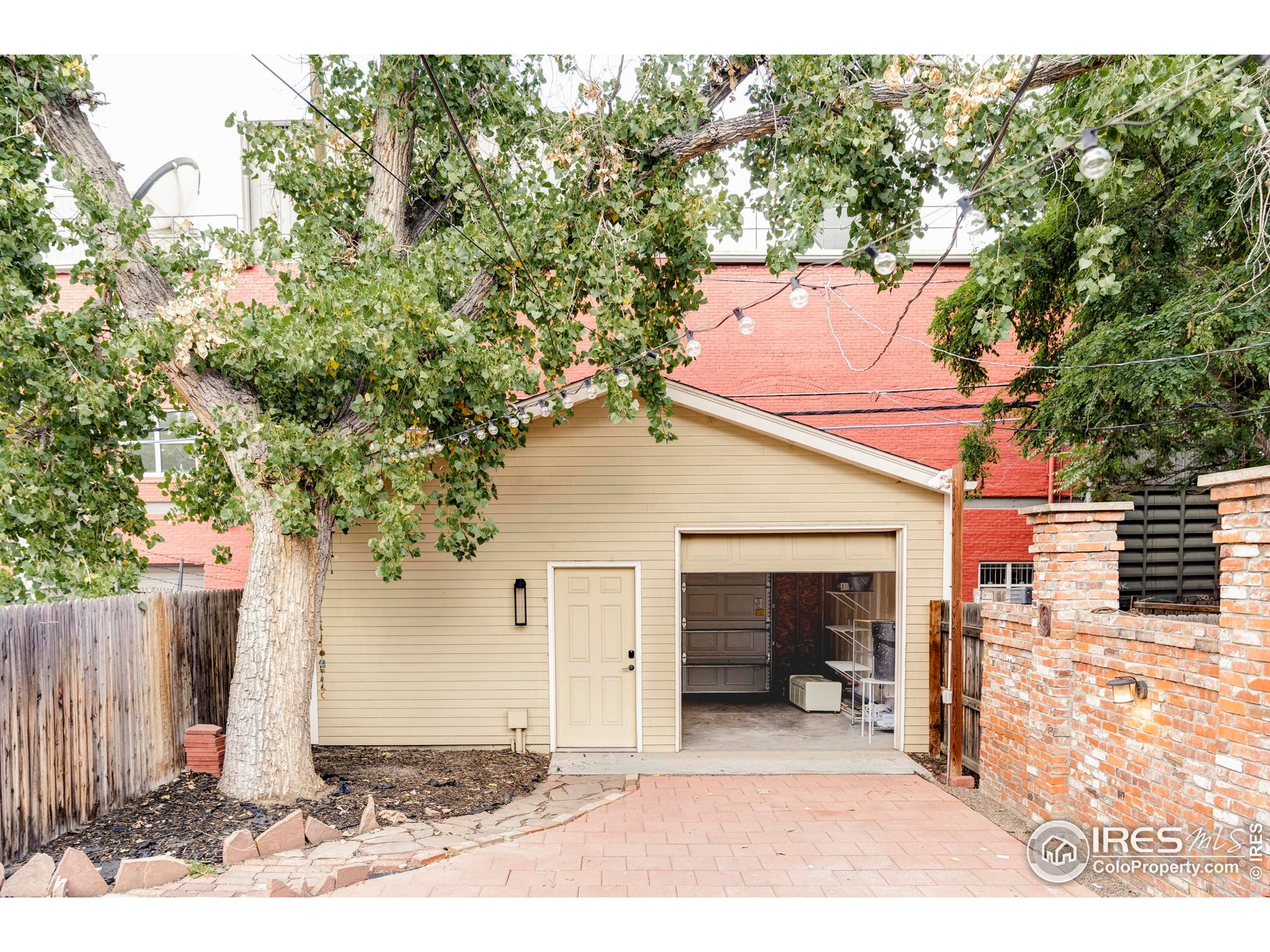2909 Glenarm Pl Denver