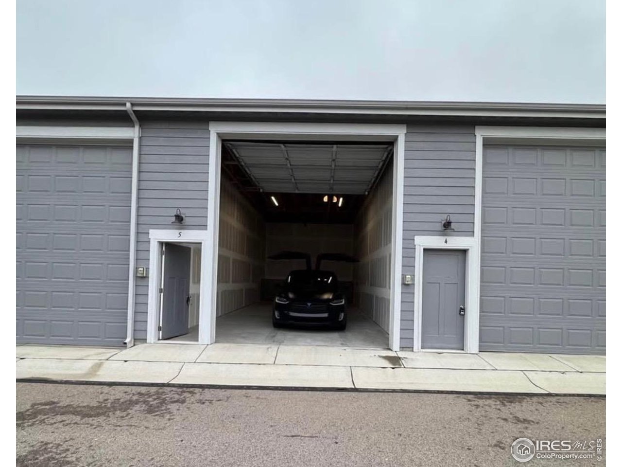 288 E Chestnut St A-2