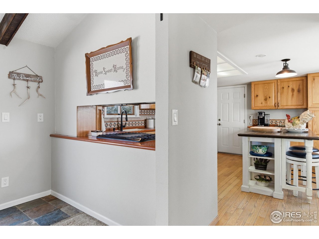 5221 County Road 16 3/4