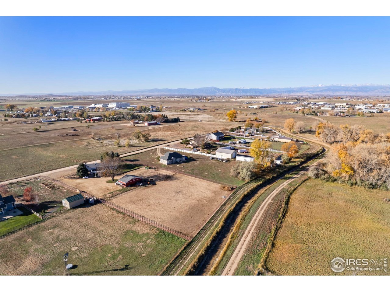 5221 County Road 16 3/4