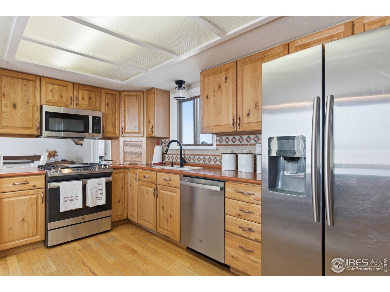 5221 County Road 16 3/4