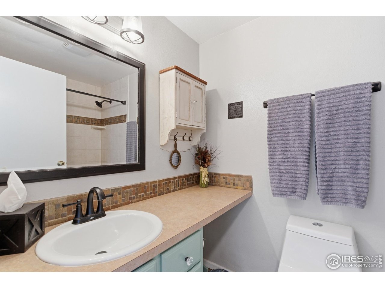 5221 County Road 16 3/4