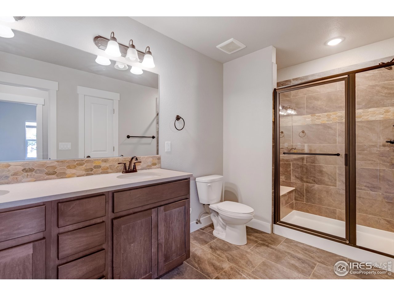 4622 Hahns Peak Dr 103