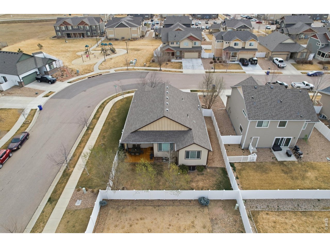 3465 Petrel Dr
