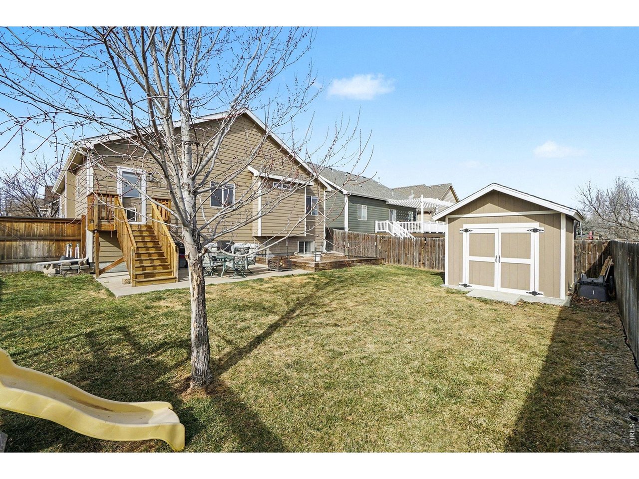 844 Cliffrose Way