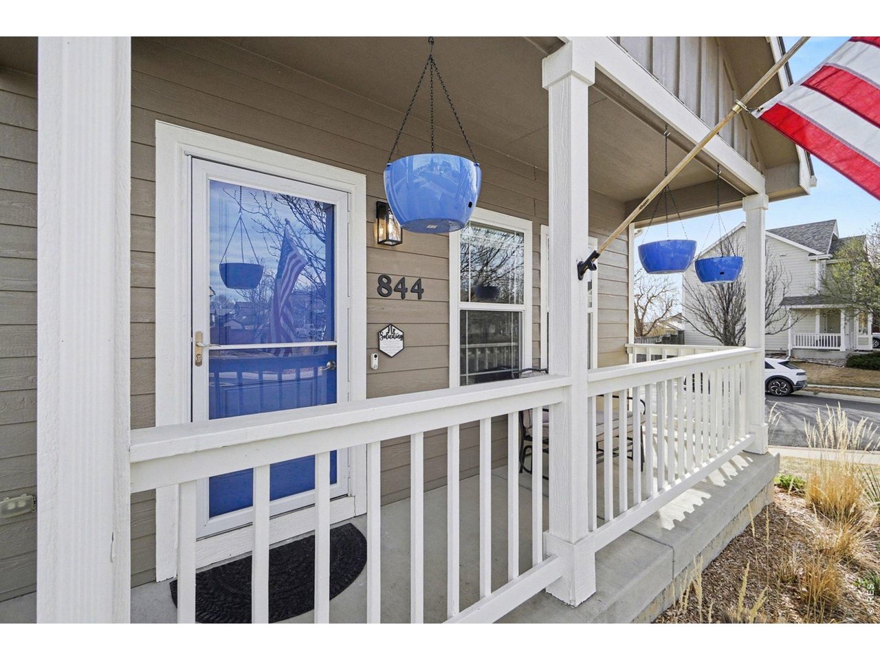 844 Cliffrose Way