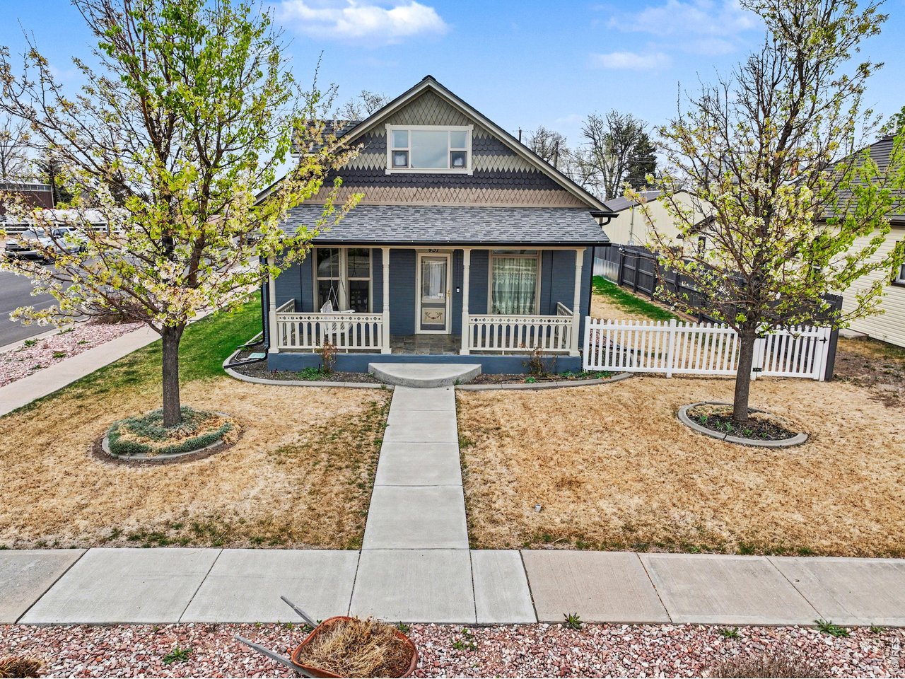 431 Maple Ave
