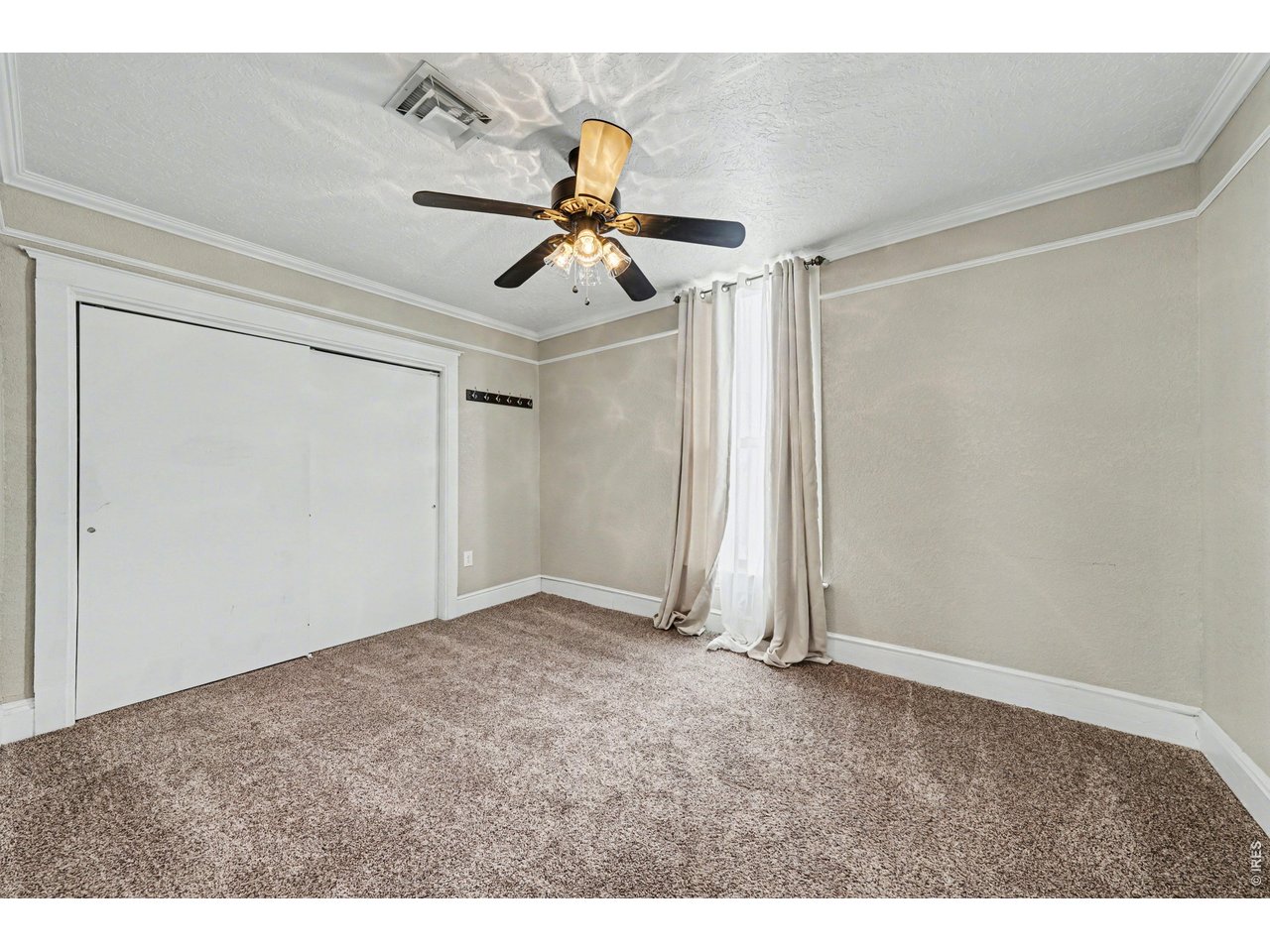 431 Maple Ave