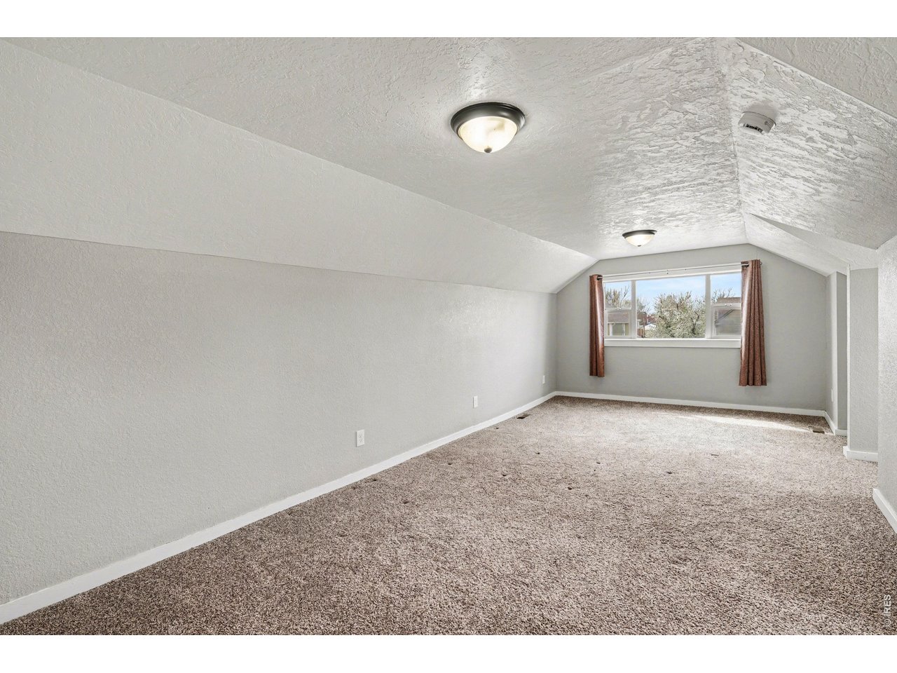 431 Maple Ave