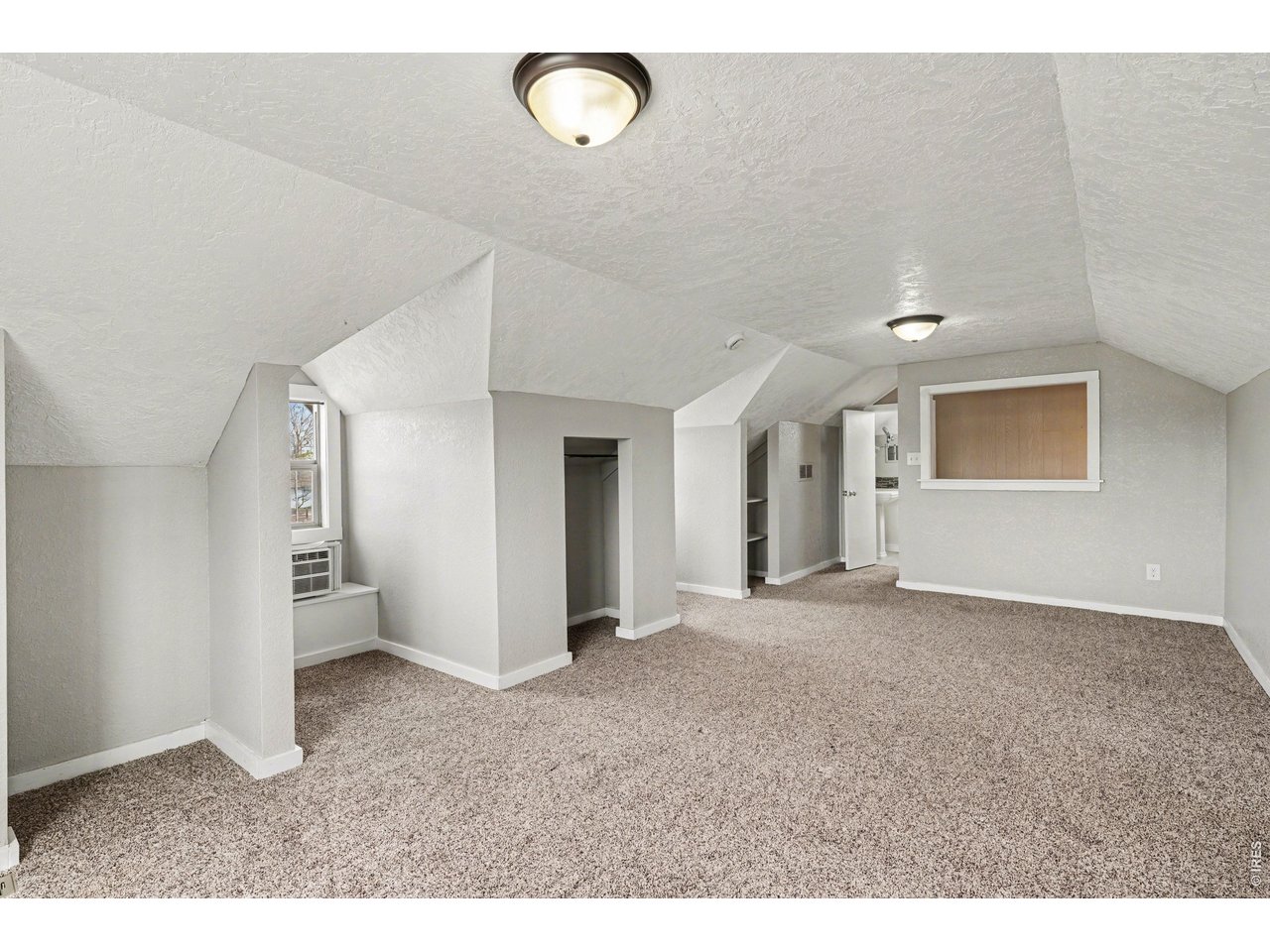 431 Maple Ave