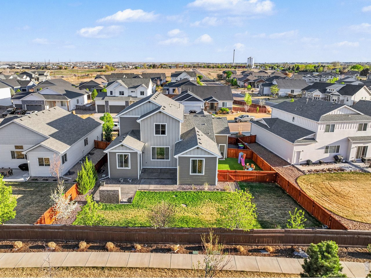 250 Sutherland Dr