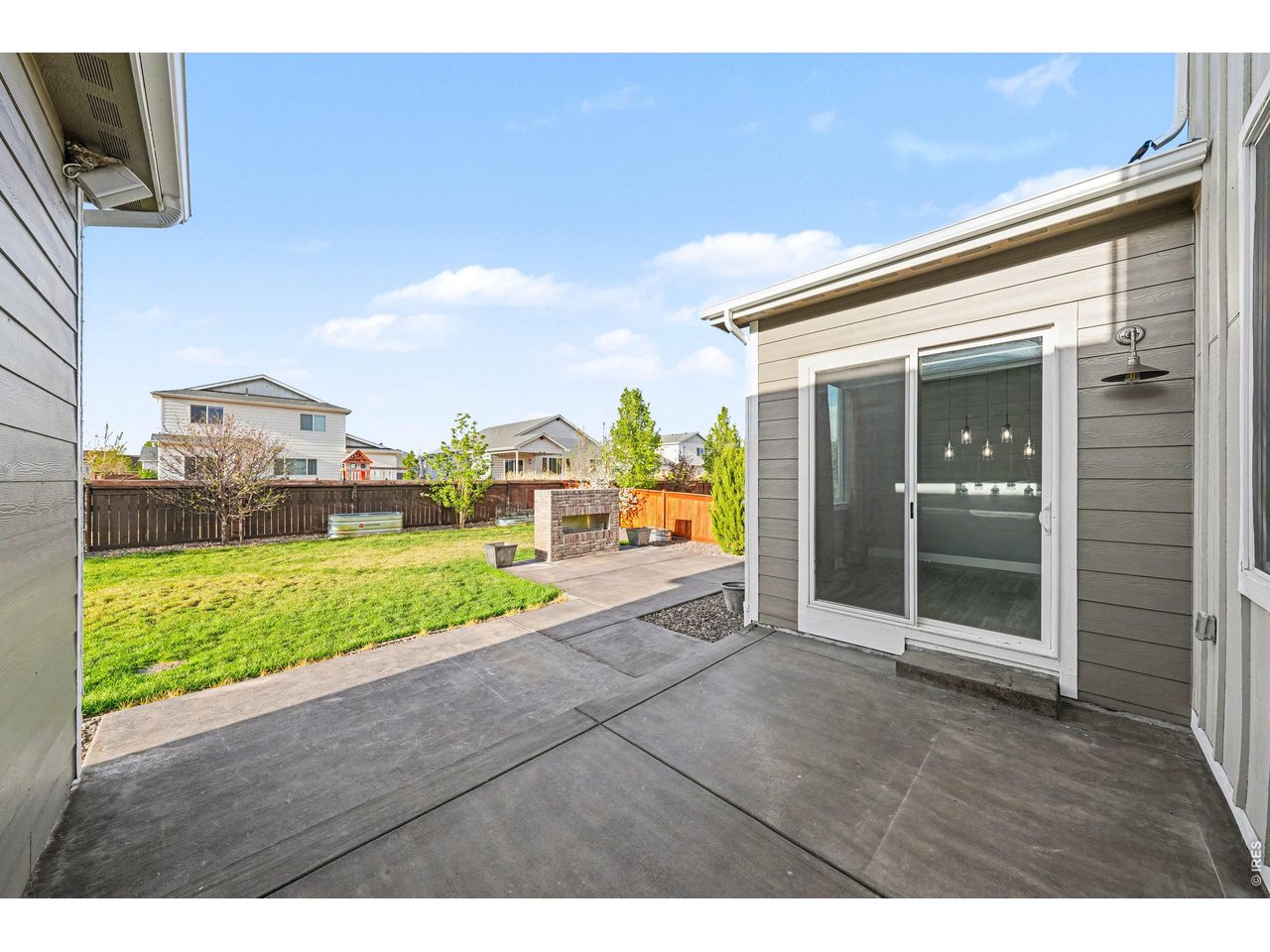 250 Sutherland Dr