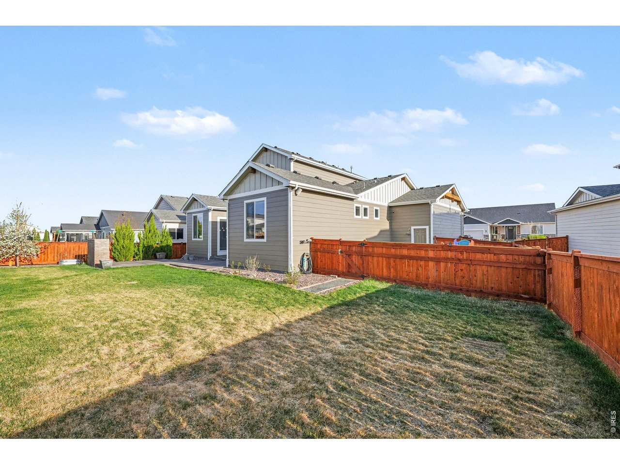 250 Sutherland Dr