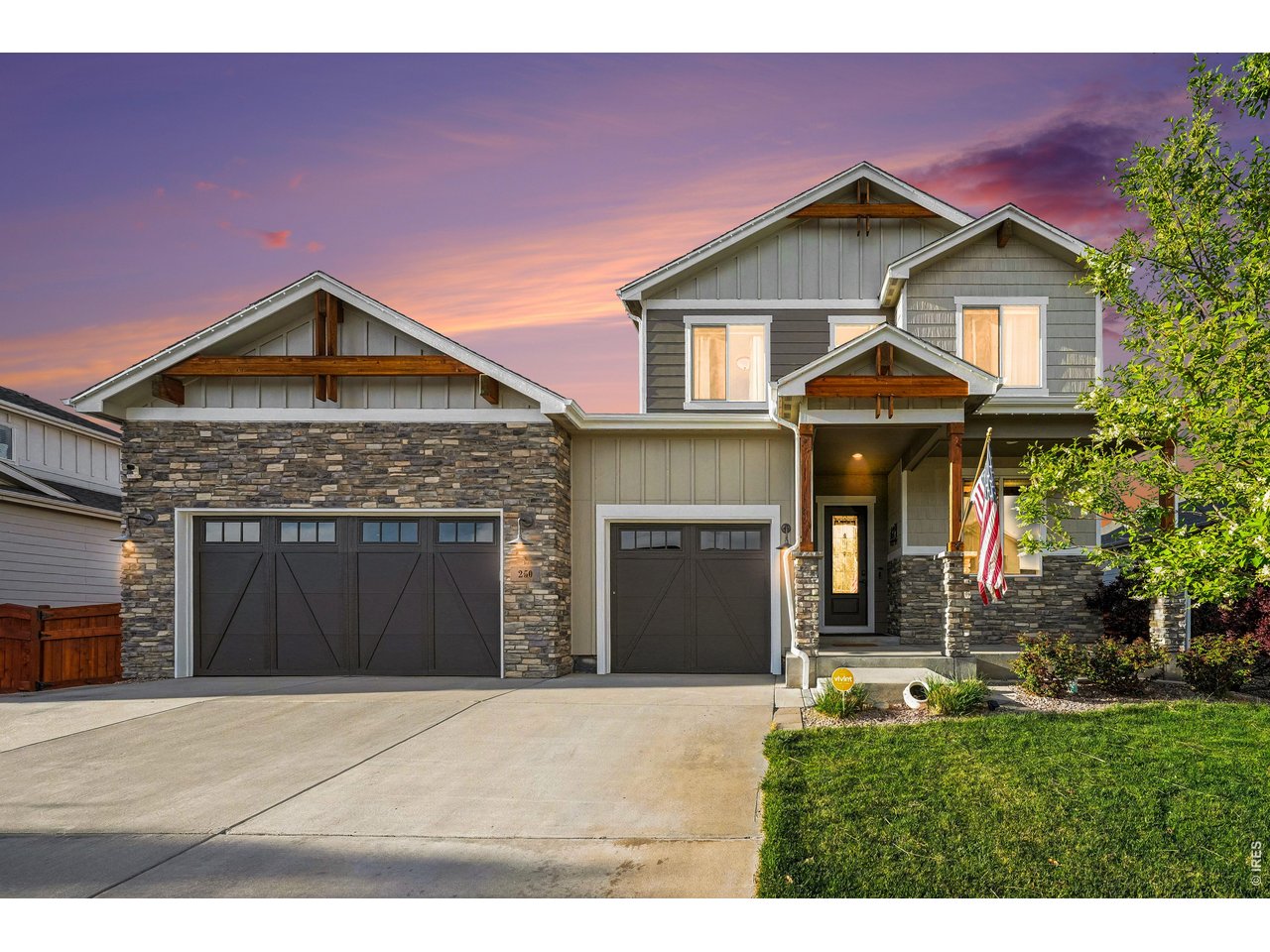 250 Sutherland Dr