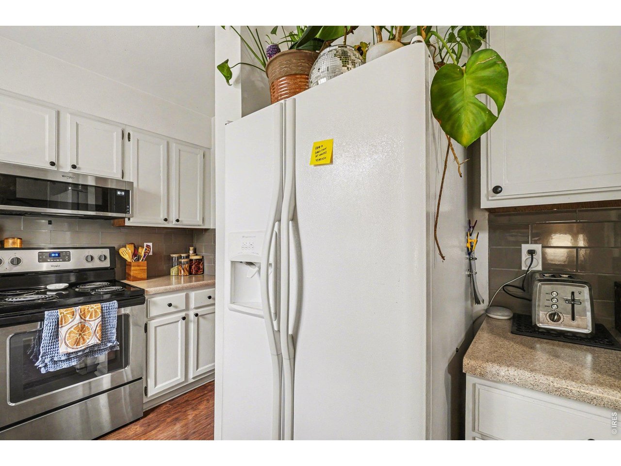 1327 Village Park Ct