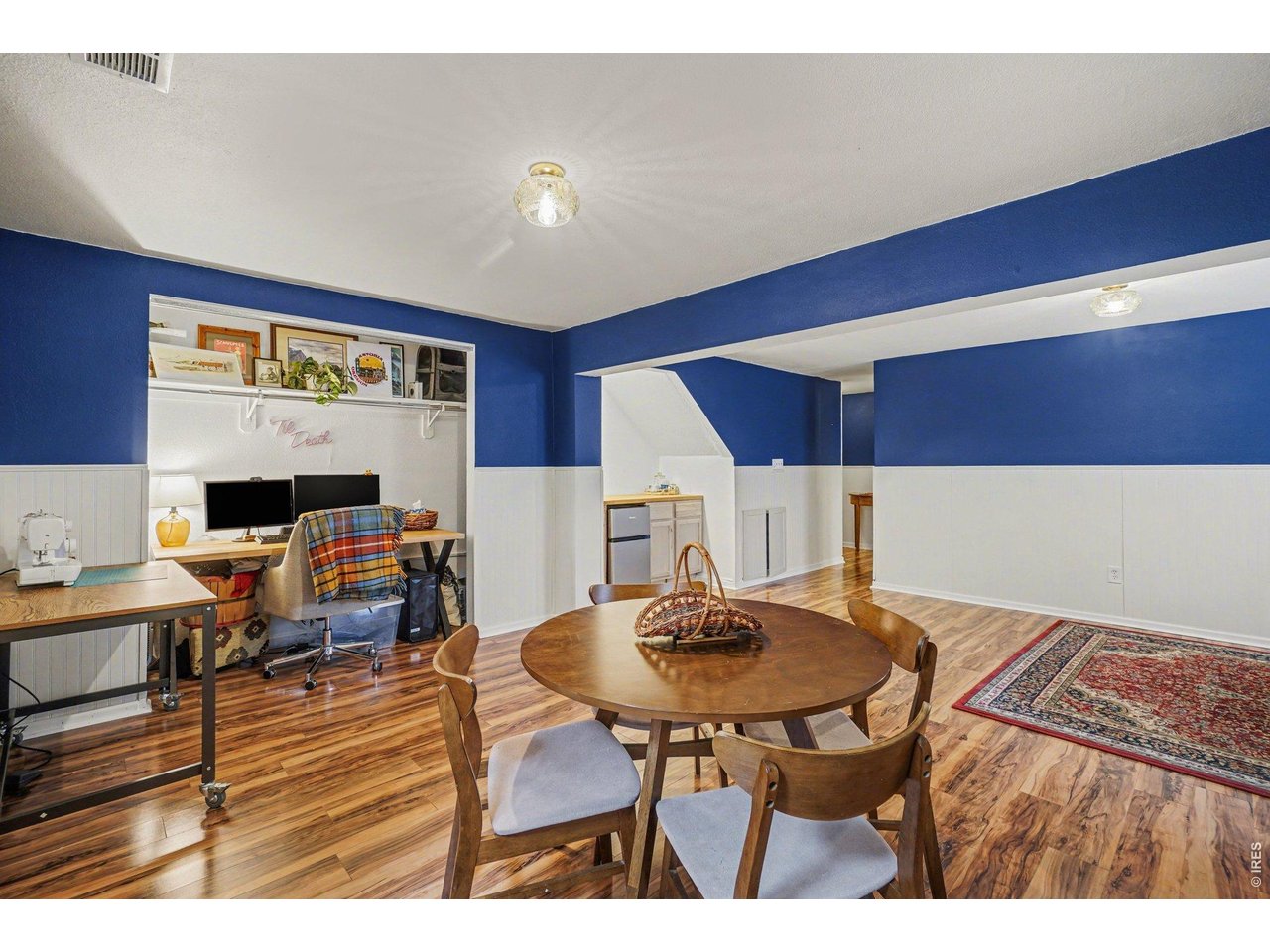 1327 Village Park Ct