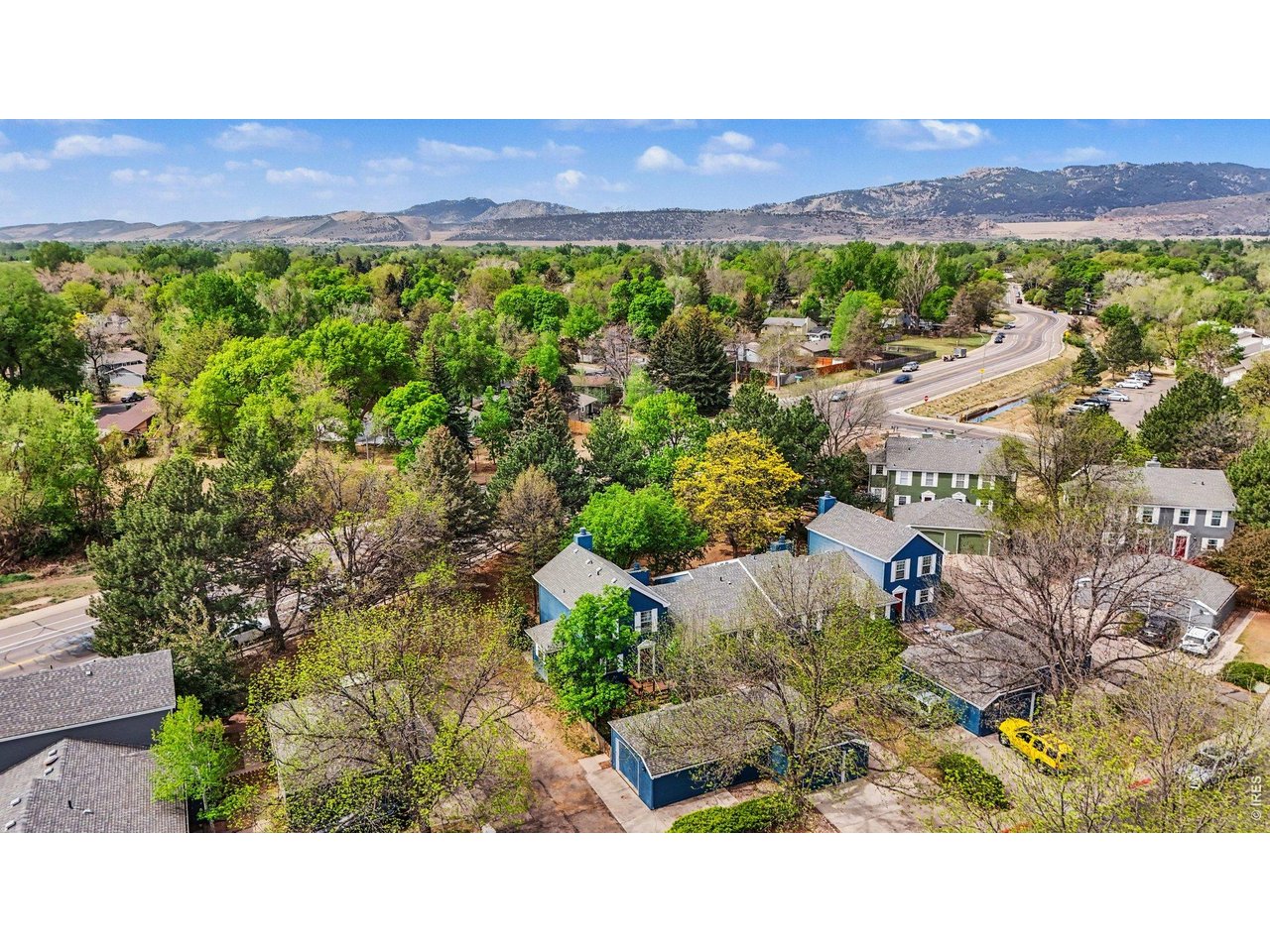 1327 Village Park Ct