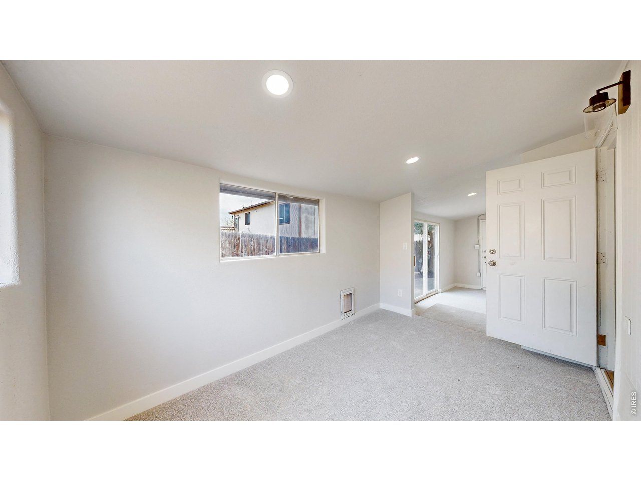 8413 Peakview Dr