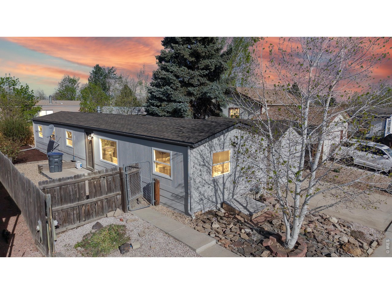8413 Peakview Dr