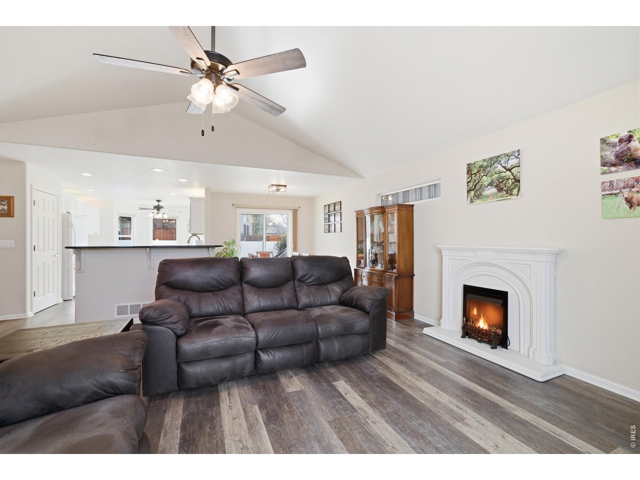 3412 Santa Fe Ave