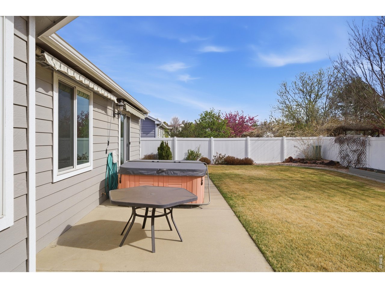 3412 Santa Fe Ave