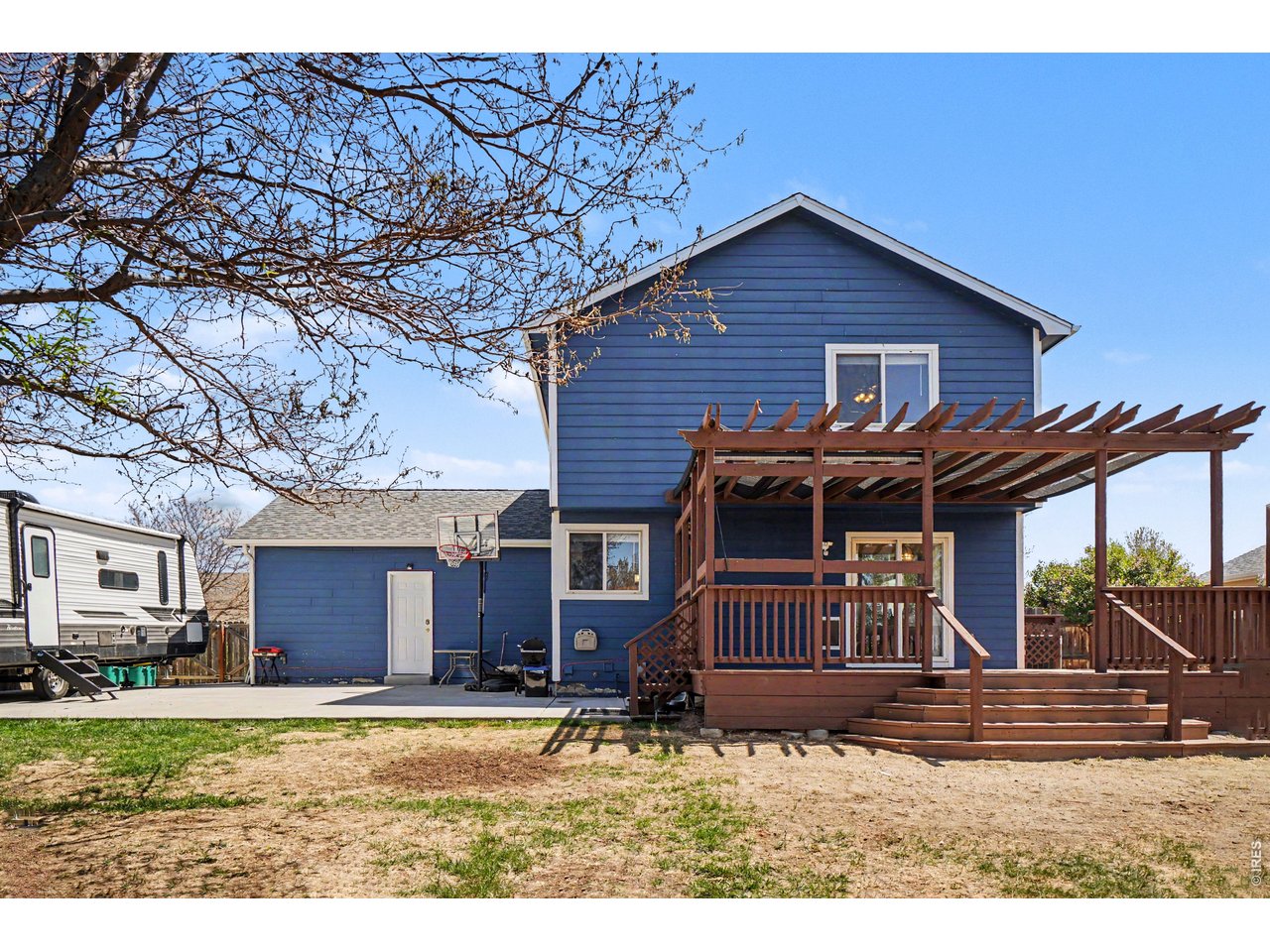 442 Laurel Ave