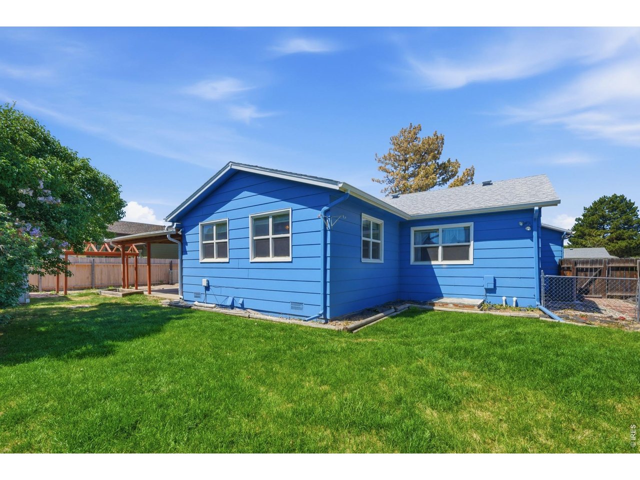 3726 Conifer Dr