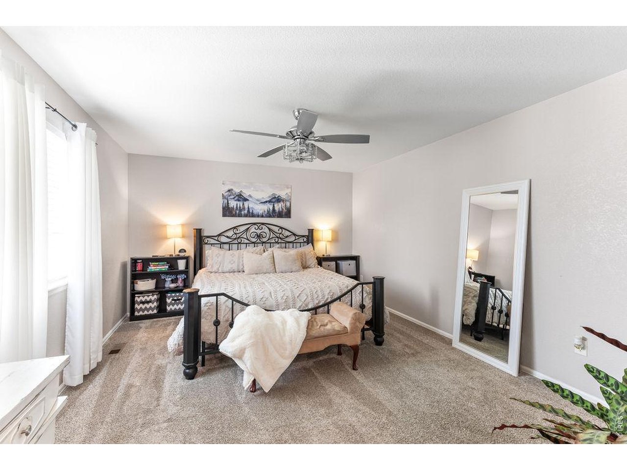 2515 Thoreau Dr
